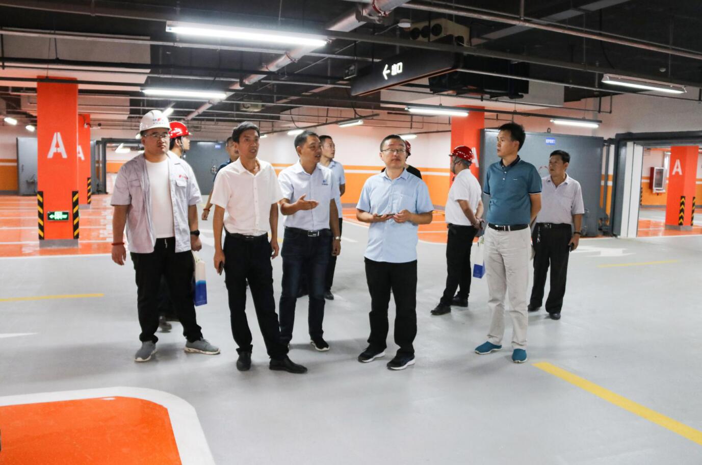 中建聯(lián)合|住宅工程竣前質(zhì)量觀摩會暨“兩大行動”推進(jìn)會在海爾珺璽項(xiàng)目順利舉行(圖3)