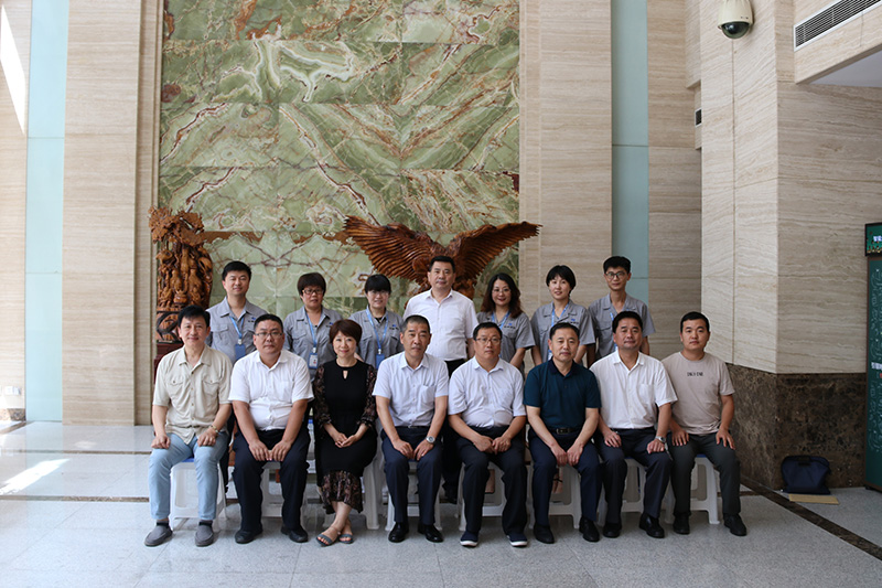 省總工會(huì)調(diào)研檢查中建聯(lián)合民主管理工作 將重點(diǎn)打造我司工會(huì)為標(biāo)桿單位(圖1)