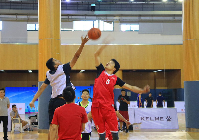 “中建聯(lián)合杯”暨德才集團籃球邀請賽火熱來襲(圖2)