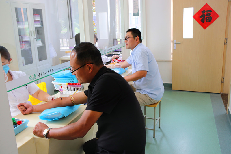 關(guān)愛(ài)員工健康 拓展幸?？臻g——中建聯(lián)合工會(huì)組織2019年度員工健康體檢(圖2)