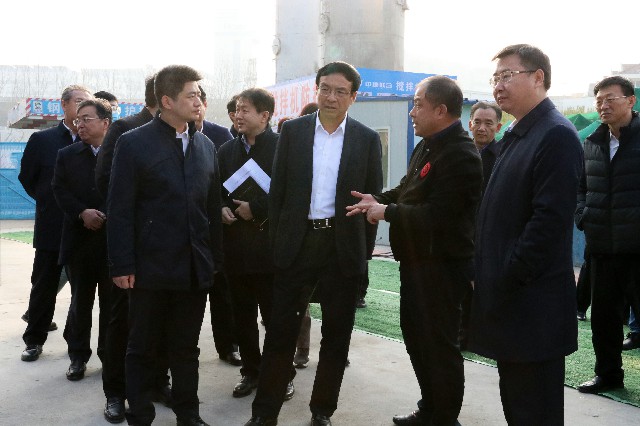 青島市人大常委會主任王魯明一行視察中建聯(lián)合海爾云谷配套學(xué)校（青島二中分校）項目(圖1)