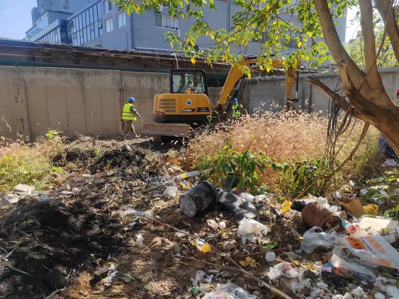 青島市城市更新和城市建設(shè)總指揮部對中建聯(lián)合市南區(qū)金湖路海洋特色街區(qū)項目開展觀摩(圖9)